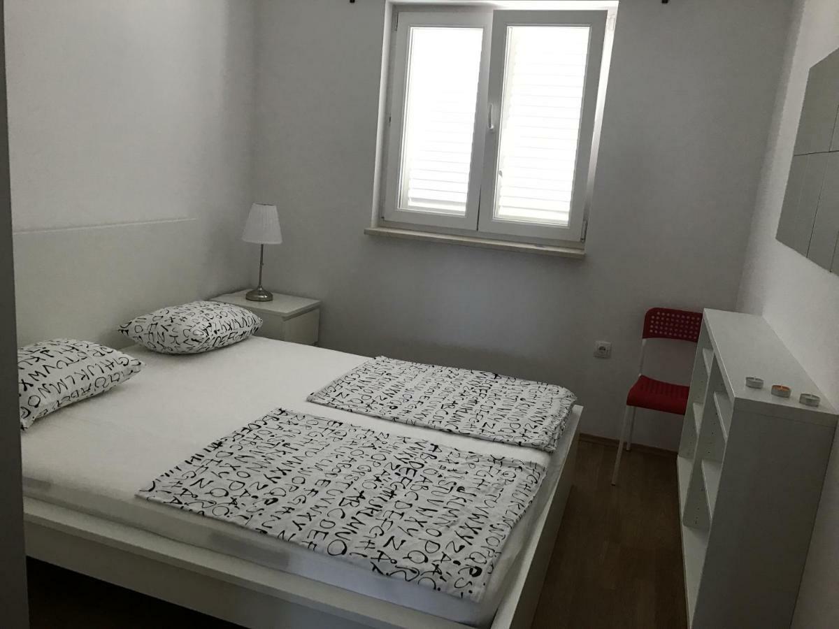 Apartments Gazebo Trogir Exterior foto